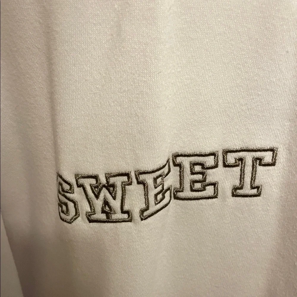 White Woman’s Hoodie Disney Winnie the Pooh - Picture 6 of 8